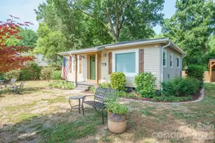 1105 Young St, Mooresville, NC 28115 - Photo 2