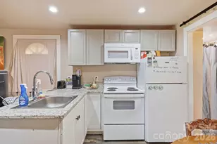 313 Walker Rd, Waynesville, NC 28786 - Photo 28