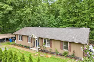 313 Walker Rd, Waynesville, NC 28786 - Photo 2