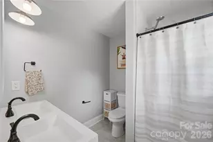1301 Manchester Ln, Charlotte, NC 28227 - Photo 28