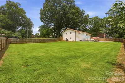 1301 Manchester Lane, Charlotte, NC 28227 - Photo 48