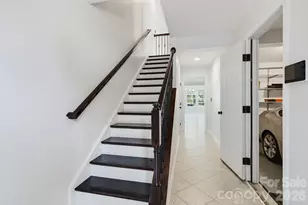 225 Lincoln St, Charlotte, NC 28203 - Photo 6