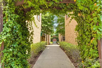 225 Lincoln Street, Charlotte, NC 28203 - Photo 36