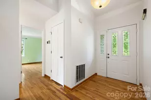 2 Jaks Ridge Dr, Asheville, NC 28805 - Photo 6