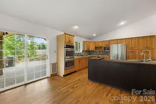 2 Jaks Ridge Dr, Asheville, NC 28805 - Photo 12