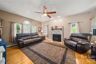 22 Dogwood Circle, Burnsville, NC 28714 - Photo 4