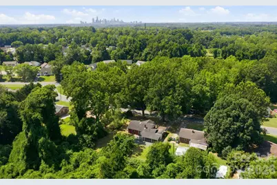 3129 Iredell Drive, Charlotte, NC 28269 - Photo 40