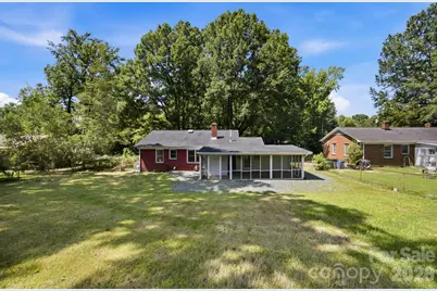 3129 Iredell Drive, Charlotte, NC 28269 - Photo 32