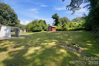 3129 Iredell Drive, Charlotte, NC 28269 - Photo 36