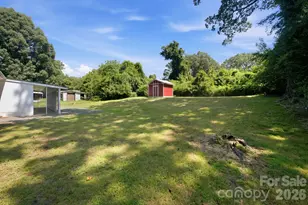 3129 Iredell Dr, Charlotte, NC 28269 - Photo 36