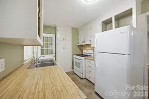 3129 Iredell Dr, Charlotte, NC 28269 - Photo 10