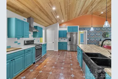 28 Wake Street, Waynesville, NC 28716 - Photo 8