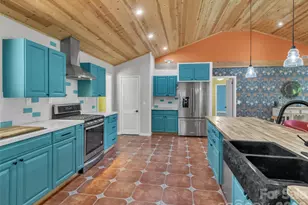 28 Wake St, Waynesville, NC 28716 - Photo 8