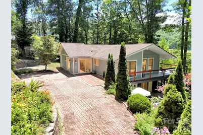 28 Wake Street, Waynesville, NC 28716 - Photo 2