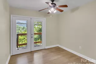 28 Wake St, Waynesville, NC 28716 - Photo 22