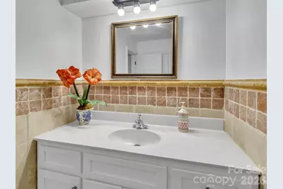 28 Wake Street, Waynesville, NC 28716 - Photo 24