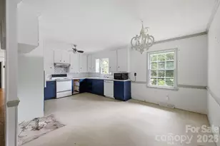 108 Augusta Dr, Statesville, NC 28625 - Photo 8