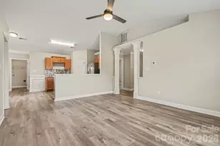 257 Periwinkle St, Lincolnton, NC 28092 - Photo 4
