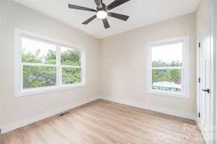 33 Elkwood Ave, Asheville, NC 28804 - Photo 22