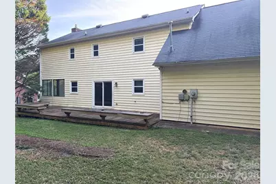 2960 8th Street Court NE, Hickory, NC 28601 - Photo 28