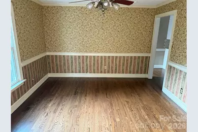 2960 8th Street Court NE, Hickory, NC 28601 - Photo 8