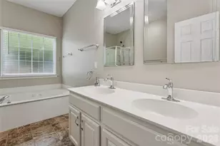 10906 Chamberlain Hall Ct, Charlotte, NC 28277 - Photo 24