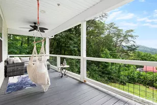 333 Herron Point Ln, Weaverville, NC 28787 - Photo 2