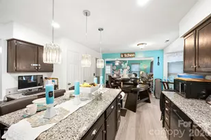 3100 Swanquarter Dr, Charlotte, NC 28262 - Photo 8