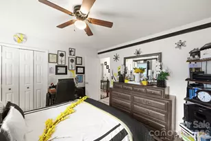 3100 Swanquarter Dr, Charlotte, NC 28262 - Photo 22