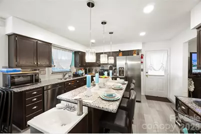 3100 Swanquarter Drive, Charlotte, NC 28262 - Photo 6