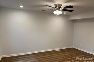6211 Spanish Oak Rd, Charlotte, NC 28227 - Photo 4