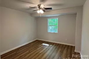 6211 Spanish Oak Rd, Charlotte, NC 28227 - Photo 16