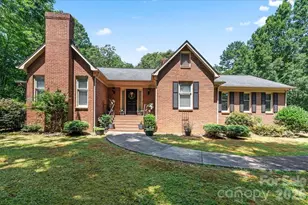 14410 Youngblood Rd, Charlotte, NC 28278 - Photo 2