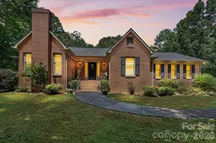 14410 Youngblood Rd, Charlotte, NC 28278 - Photo 1