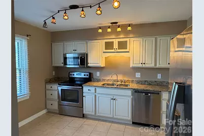 2705 N Center Street #46, Hickory, NC 28601 - Photo 4