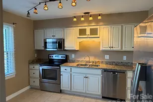 2705 N Center St, Hickory, NC 28601 - Photo 4