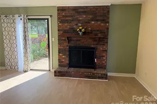2705 N Center St, Hickory, NC 28601 - Photo 8