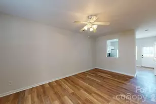 5545 Seths Dr, Charlotte, NC 28269 - Photo 14