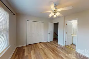 5545 Seths Dr, Charlotte, NC 28269 - Photo 8
