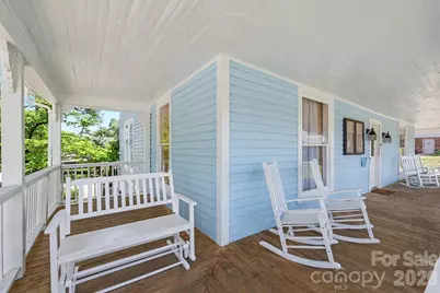601 College Avenue SW, Lenoir, NC 28645 - Photo 4