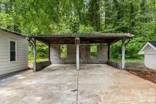 2376 S US 321 Hwy, Newton, NC 28658 - Photo 2