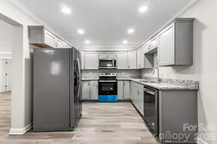 2376 S US 321 Hwy, Newton, NC 28658 - Photo 14