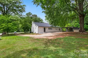 2376 S US 321 Hwy, Newton, NC 28658 - Photo 40