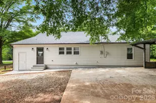 2376 S US 321 Hwy, Newton, NC 28658 - Photo 42