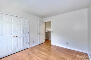 11206 Longhedge Ln, Charlotte, NC 28273 - Photo 32