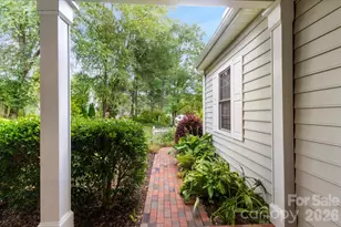 36 Sheffield Pl, Brevard, NC 28712 - Photo 2