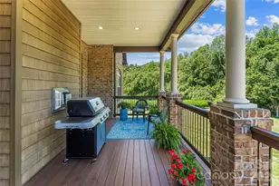5895 Bakers Point, Hickory, NC 28602 - Photo 38