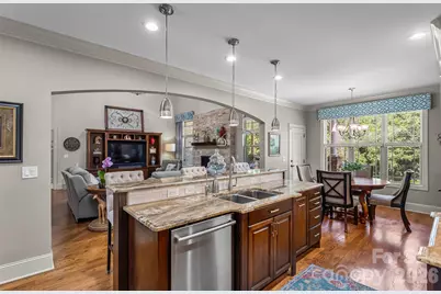 5895 Bakers Point, Hickory, NC 28602 - Photo 12