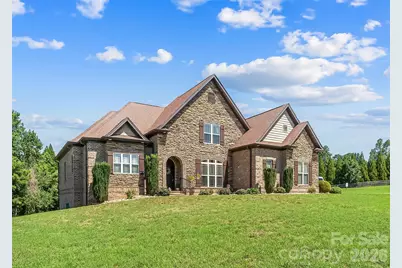5895 Bakers Point, Hickory, NC 28602 - Photo 2