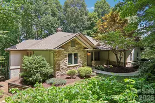 24 Turkey Roost Ct, Flat Rock, NC 28739 - Photo 2